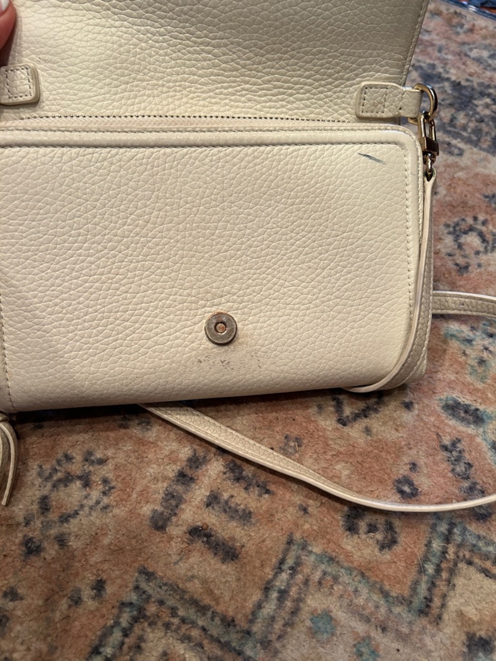 Tory Burch Pebbled Leather Wristlet Wallet in Off-White - Picture 3 of 15